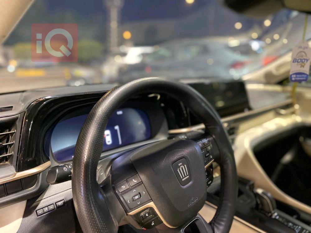 تۆیۆتا کراون